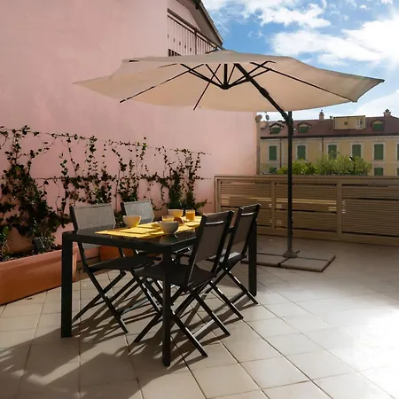 Inluce Terrazza Apartmán Sanremo