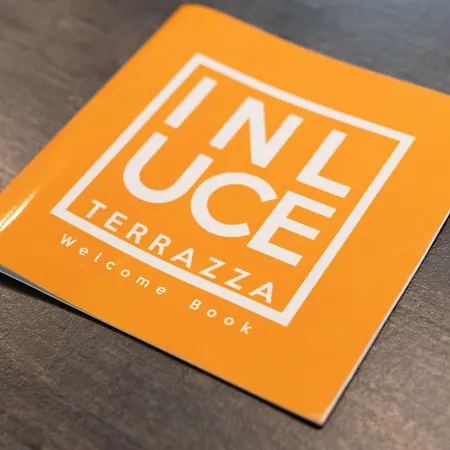 Inluce Terrazza شقة