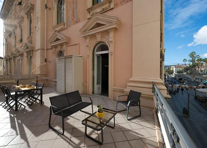 Inluce Terrazza شقة *